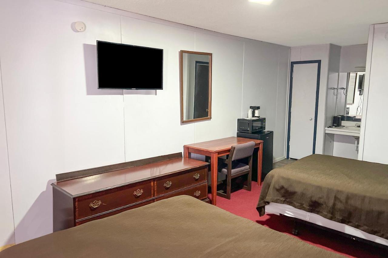 Oyo Hotel Colby, Ks 外观 照片
